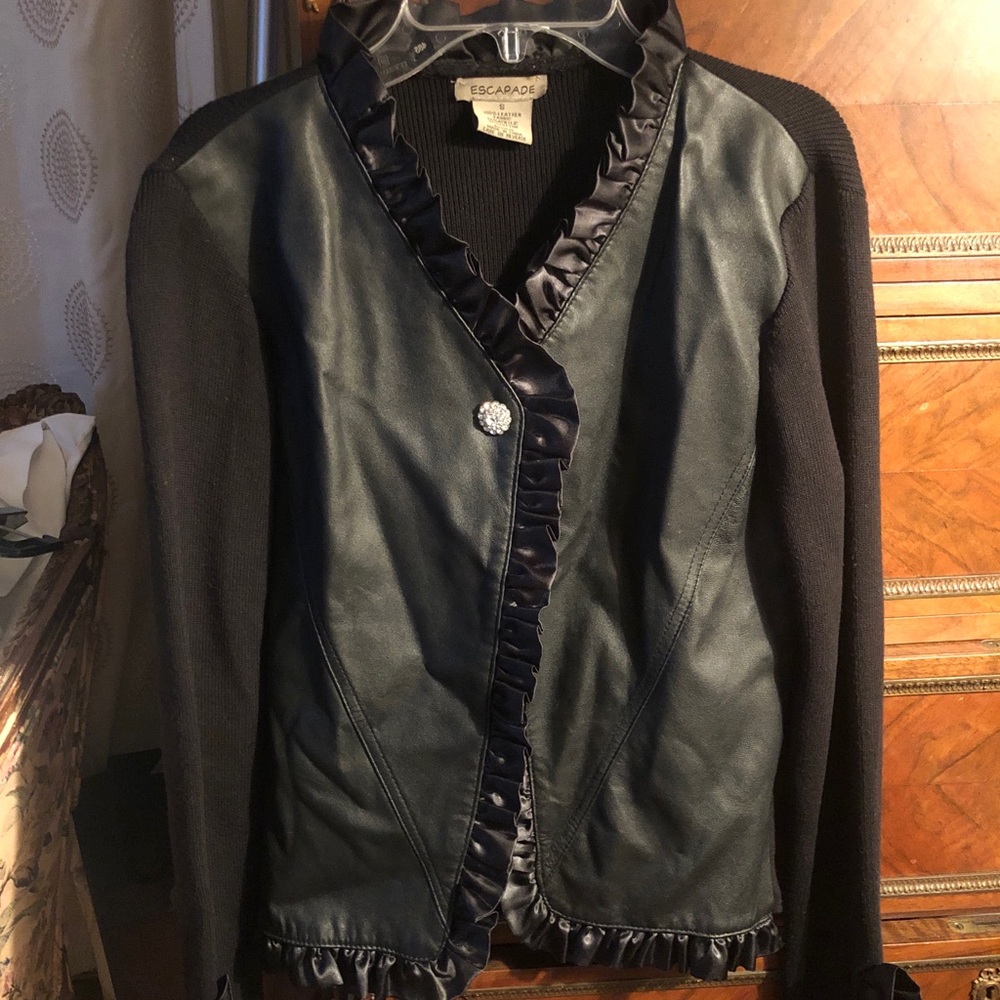 Escapade Leather Front Jacker Small - image 2